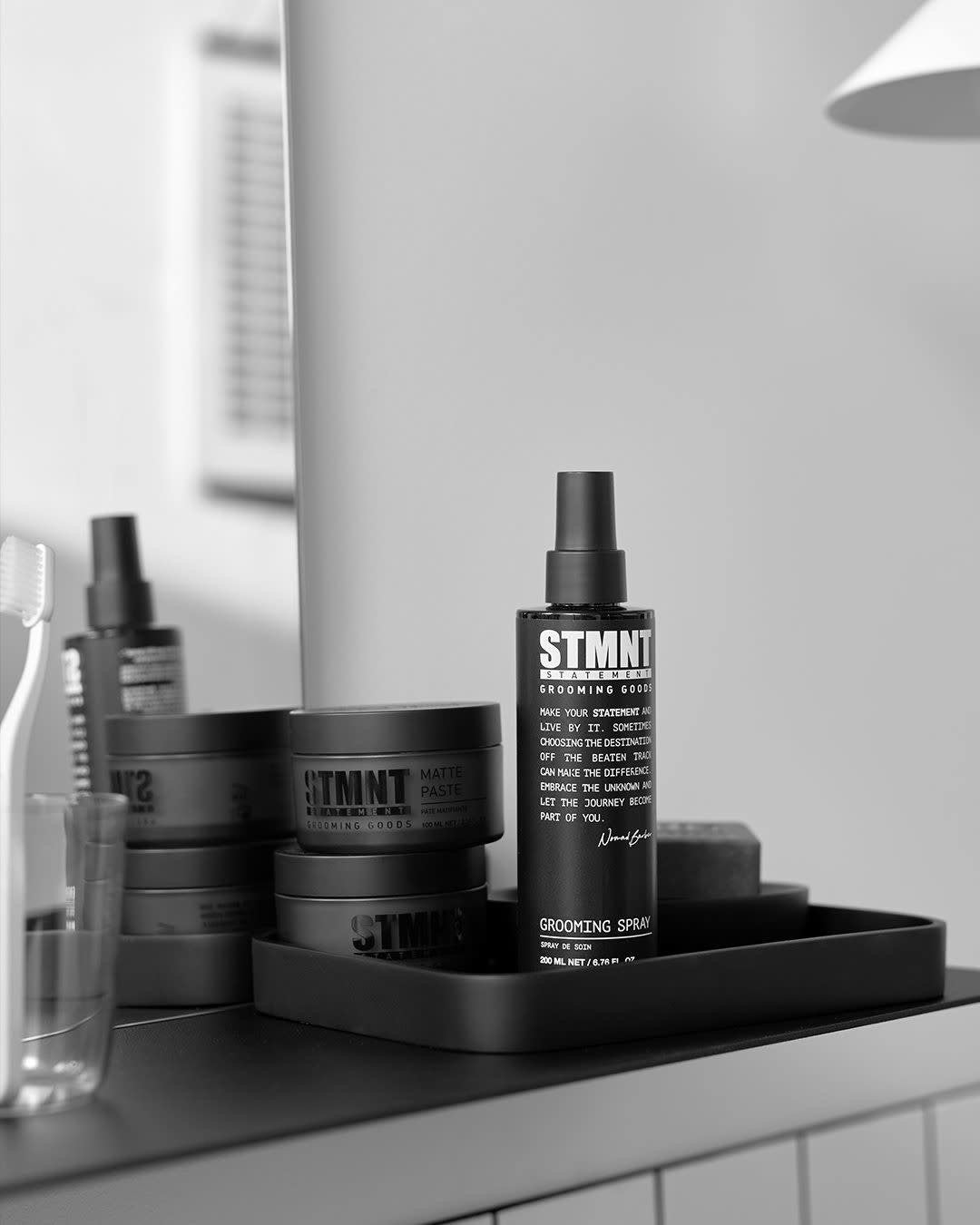 Shine Paste - Strong hold, natural shine