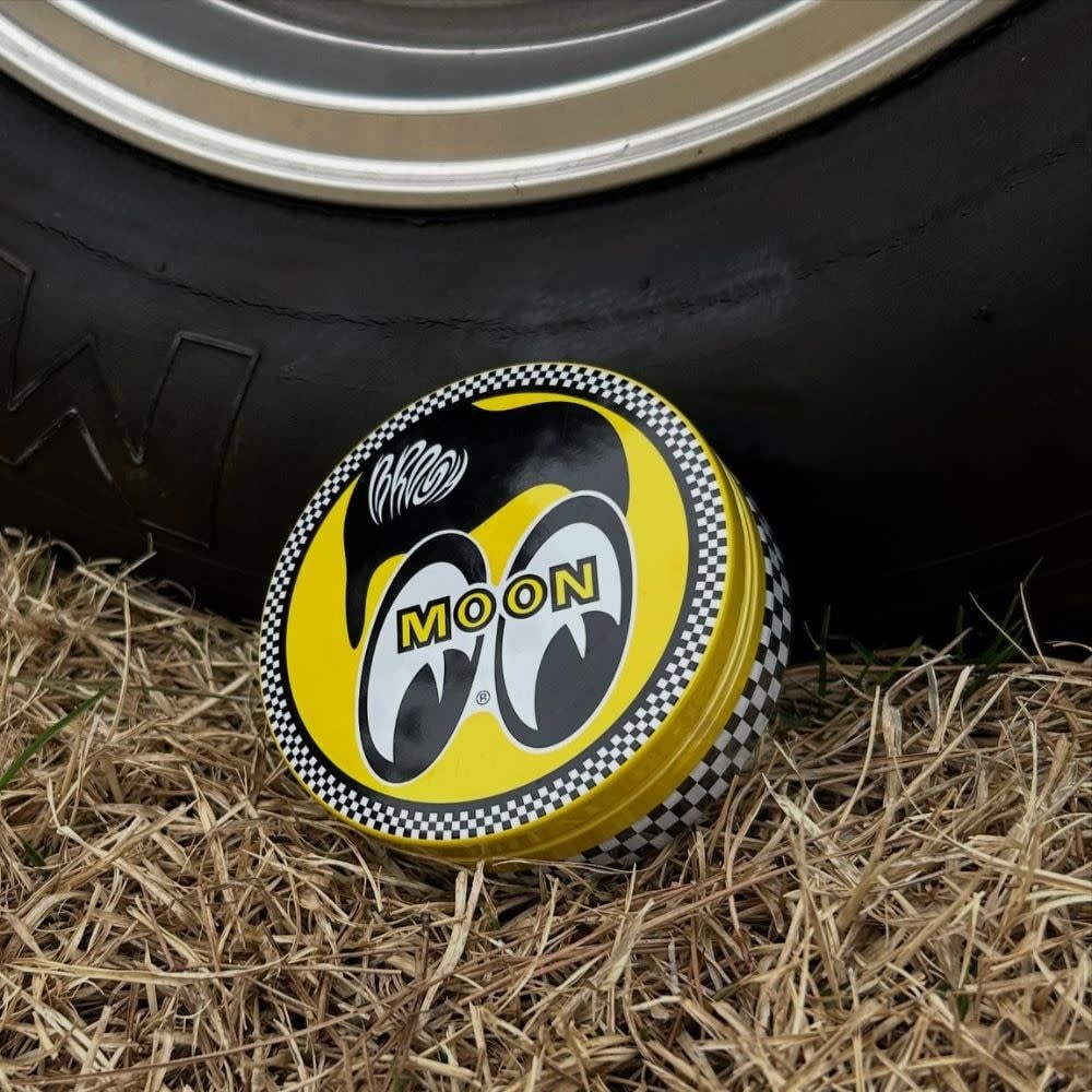 X Moon Equipped - Pommade Original "Mooneyes Pomade" - Tenue et brillance moyenne (115g/4.0oz)