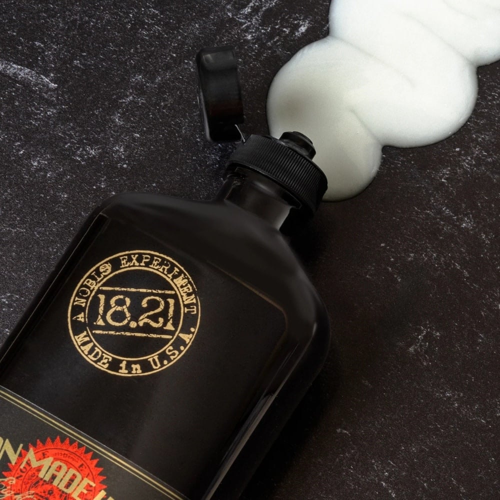 Shampoing et revitalisant antipelliculaire "Sweet Tobacco"