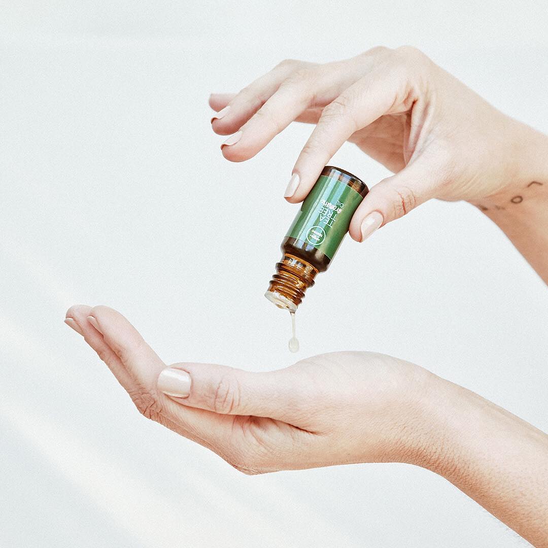 Tea Tree Aromatic Oil (10ml/0.33oz)