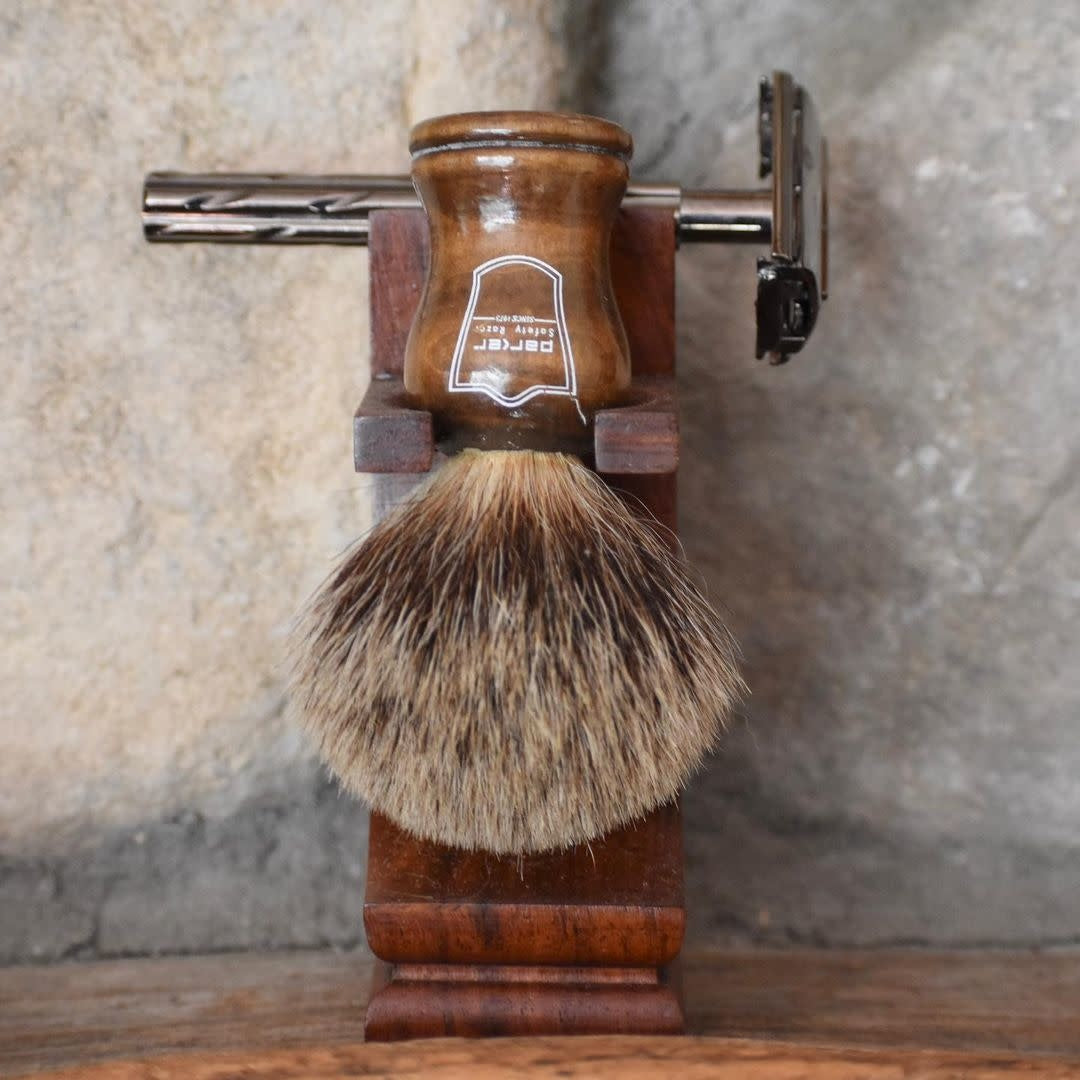 Shaving brush and razor stand - Walnut