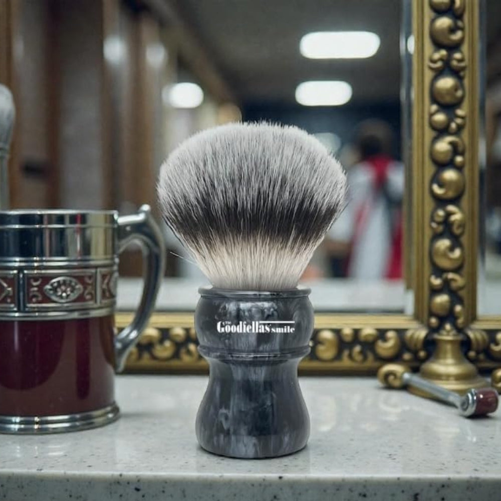 The Deep Synthetic Shaving Brush - Medium (24mm/0.94")