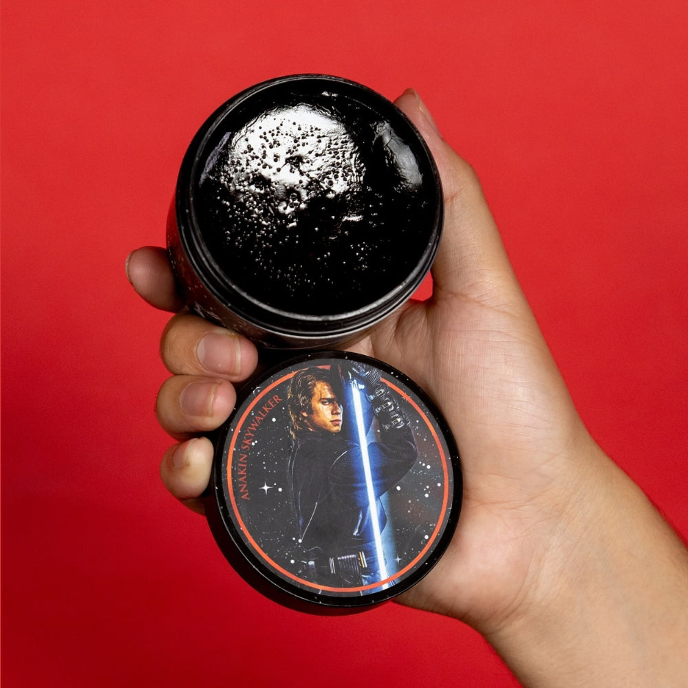 X Star Wars - Pommade "Original Hold" Édition Anakin Skywalker Dark Side - Tenue et brillance moyenne (113ml/4.0oz)