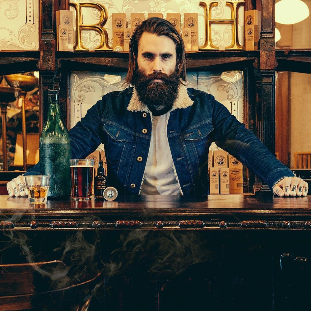 Huile à barbe Booze & Baccy par Ricki Hall's (50ml/1.7oz)