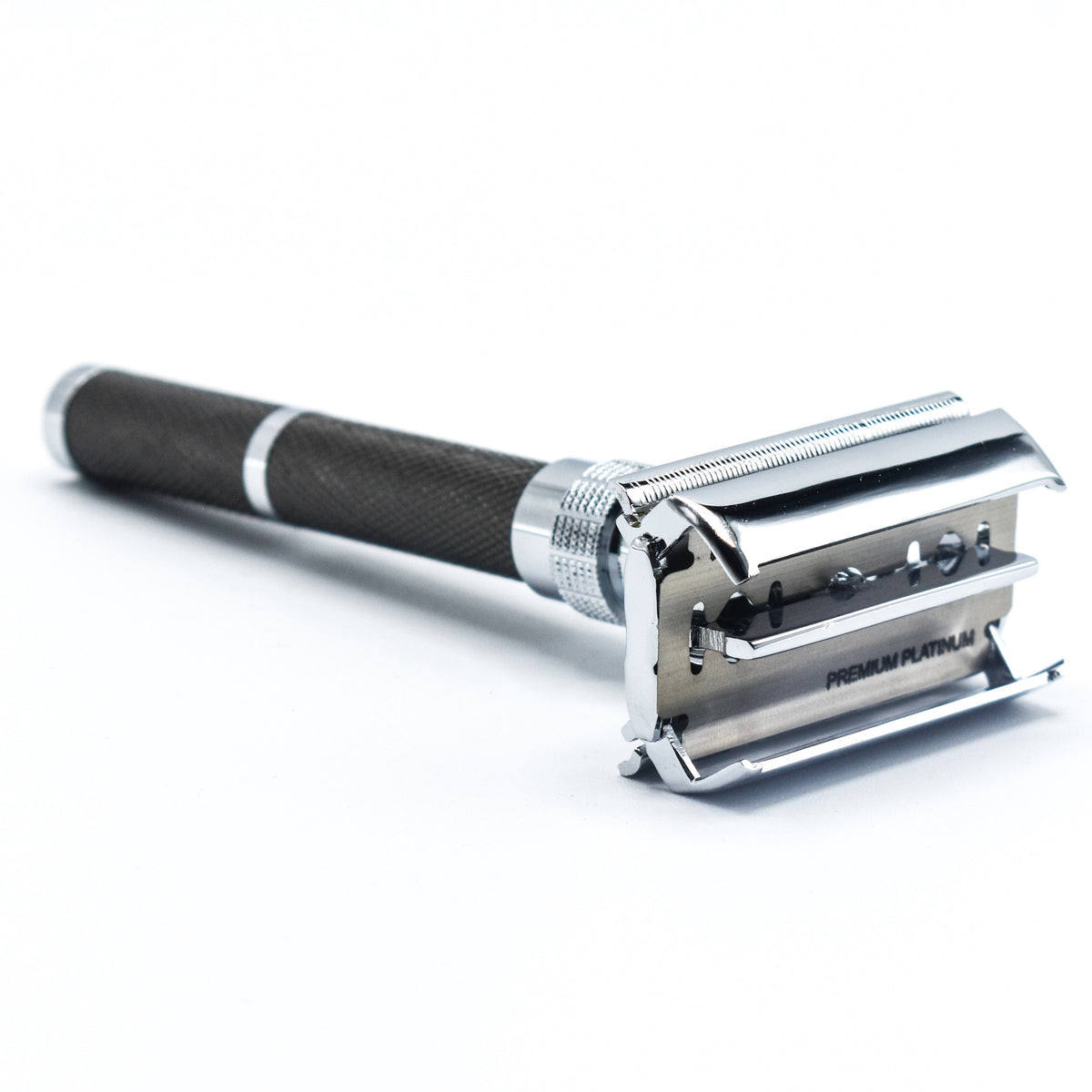 Rasoir de sûreté 96R ouverture papillon - Graphite et chrome